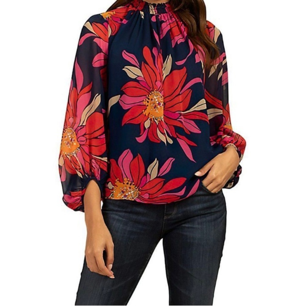 Trina Turk size small Women's Mock Neck
Sunrise Vista Puff Long Sleeves
Top